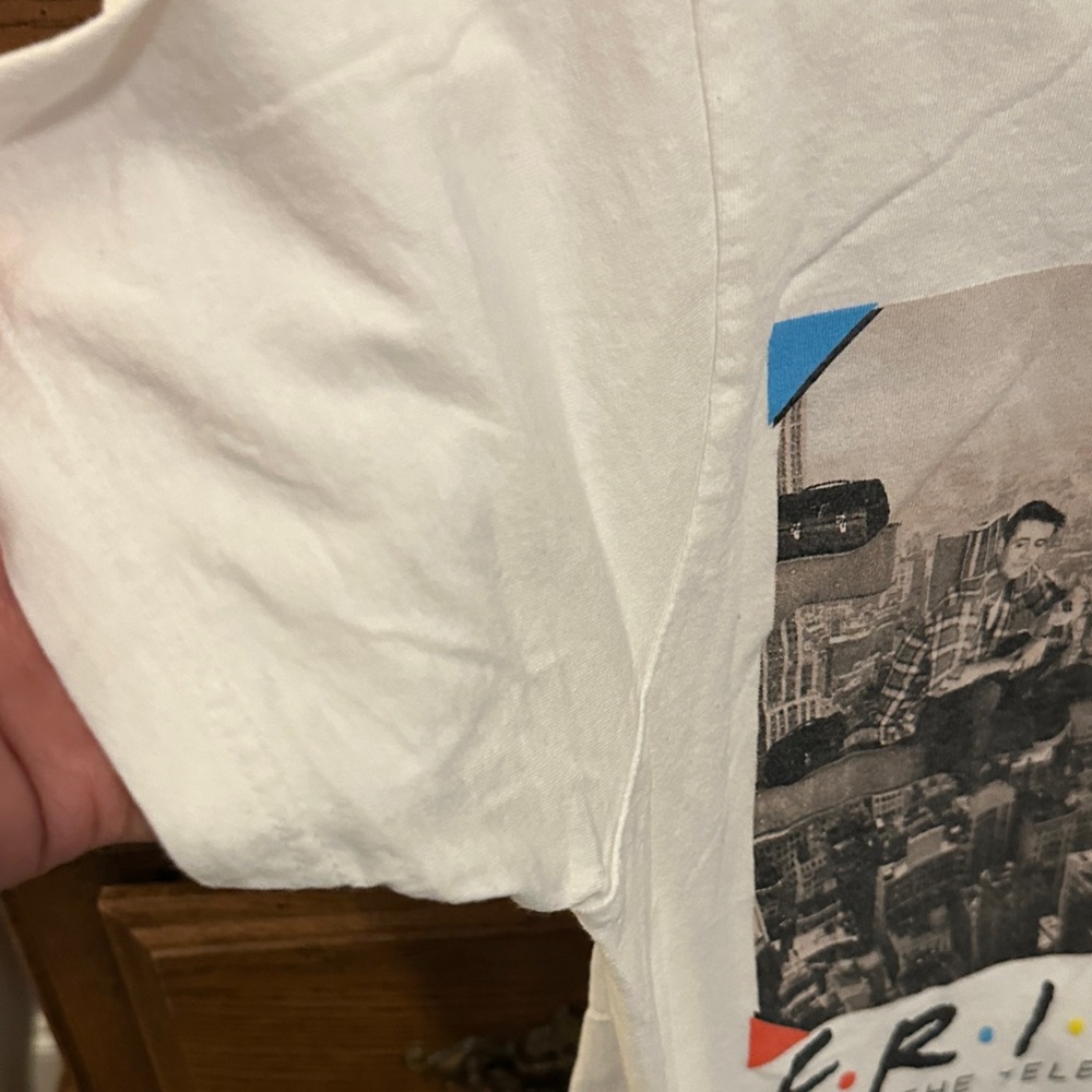 Vintage FRIENDS White Graphic Tee - Short Sleeve - Picture 7 of 9
